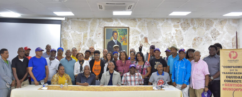Candidatos y candidatas municipales firman acuerdos compromisos con la sociedad civil